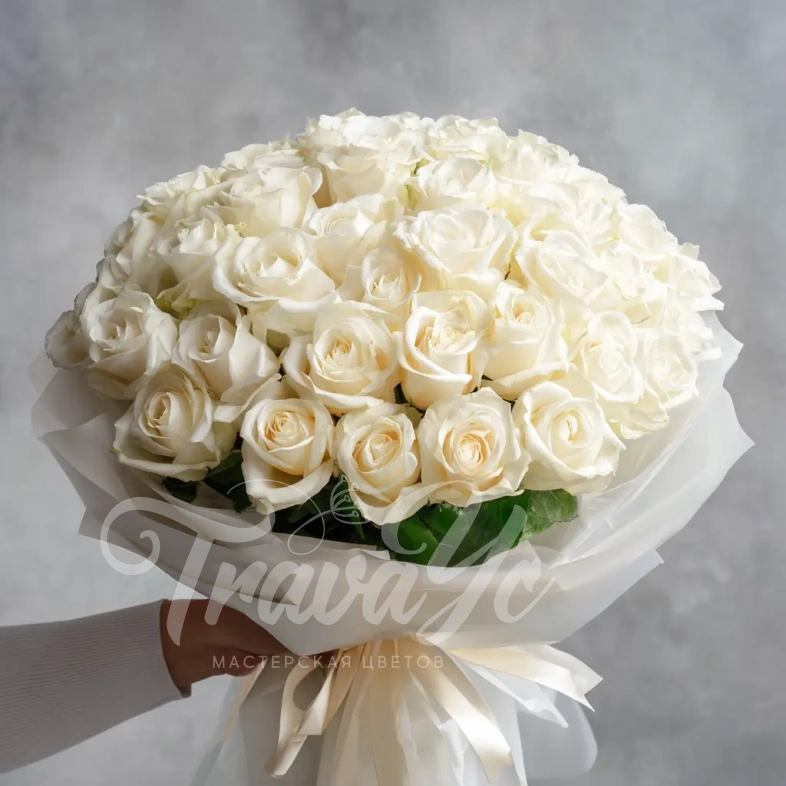 Белые розы &laquo;Белый шелк&raquo;