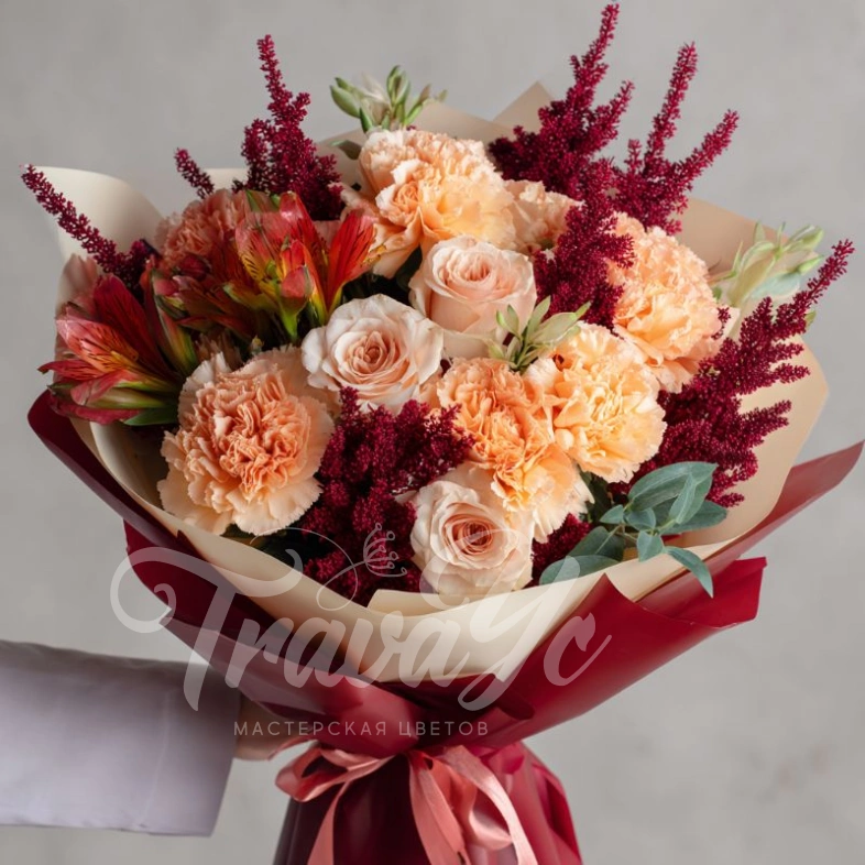 Букет с гвоздиками &laquo;Бархатный вечер&raquo;