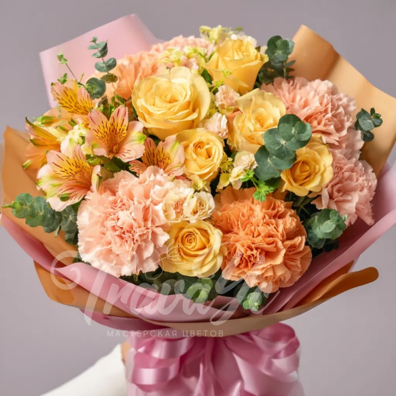 Букет с гвоздиками &laquo;Солнечный закат&raquo;