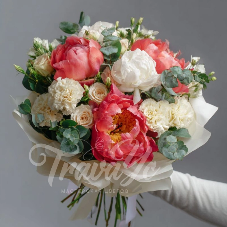 Букет с пионами &laquo;Персиковый закат&raquo;