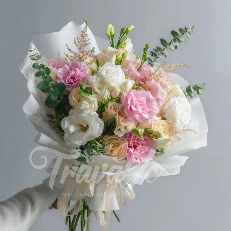 Букет с эустомами &laquo;Мягкое прикосновение&raquo;