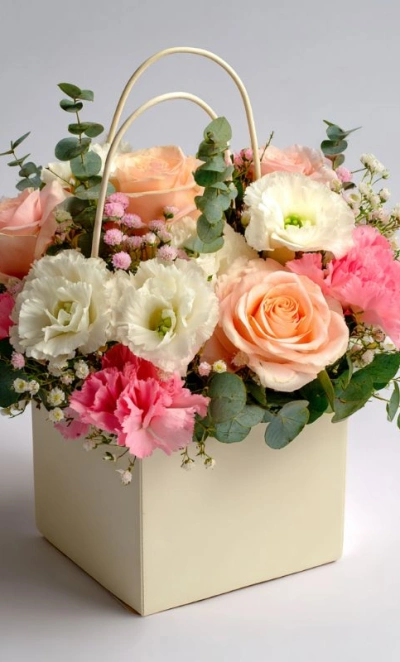 Цветы в сумочке «Миниатюрное вдохновение»