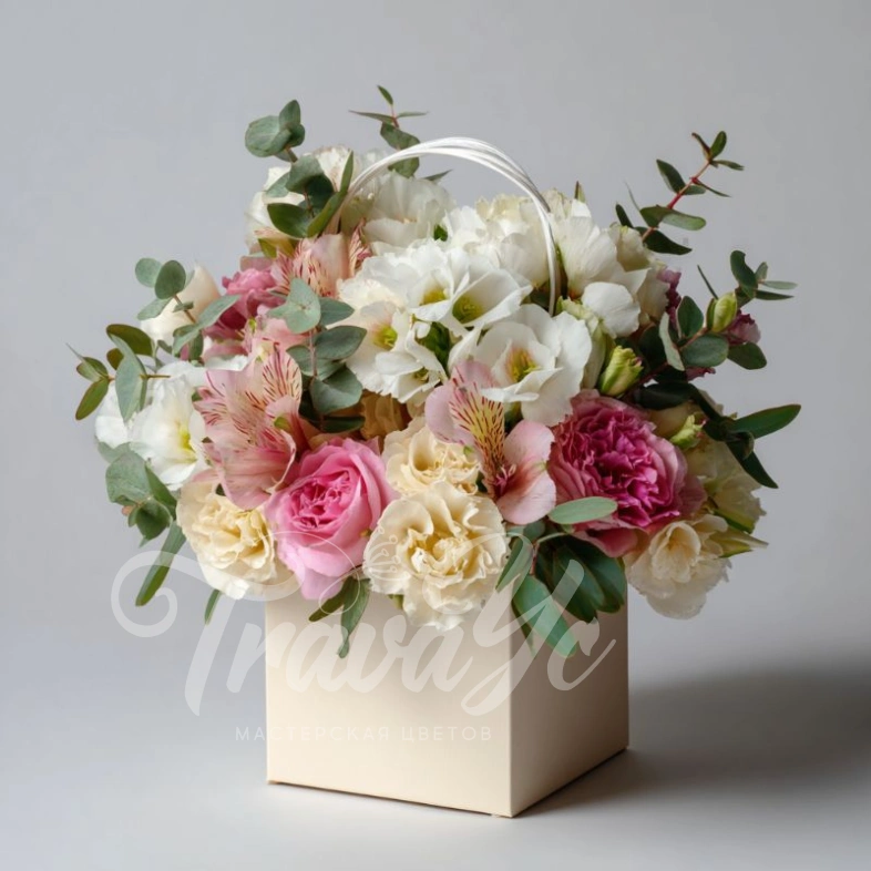 Цветы в сумочке &laquo;Прогулка по Парижу&raquo;