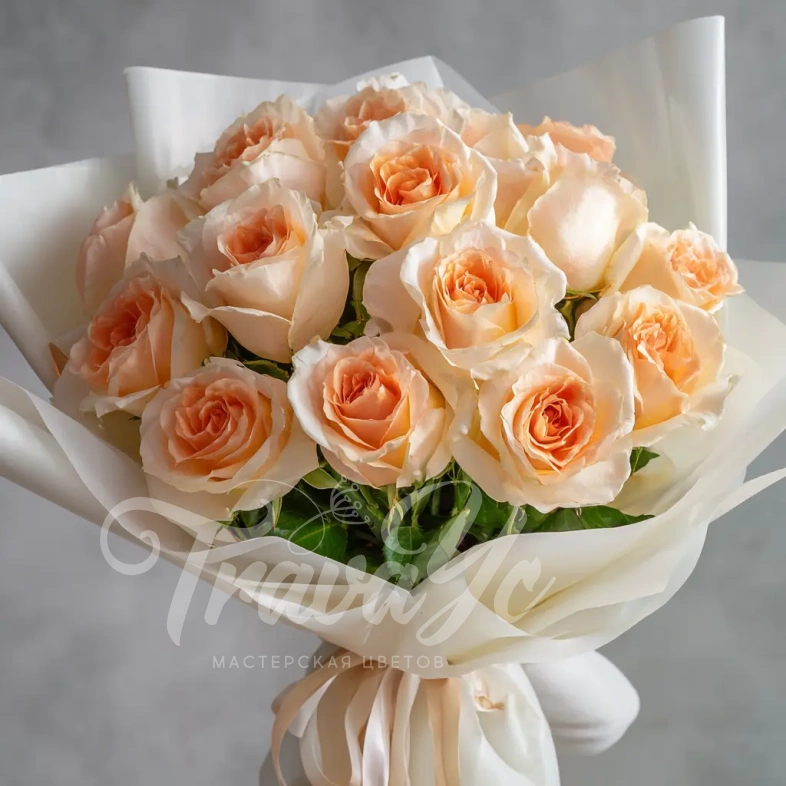 15 персиковых эквадорских роз