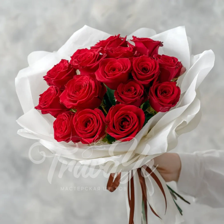 15 красных российских роз 60 см