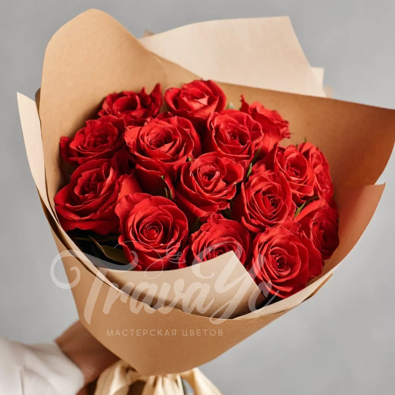 15 красных кенийских роз