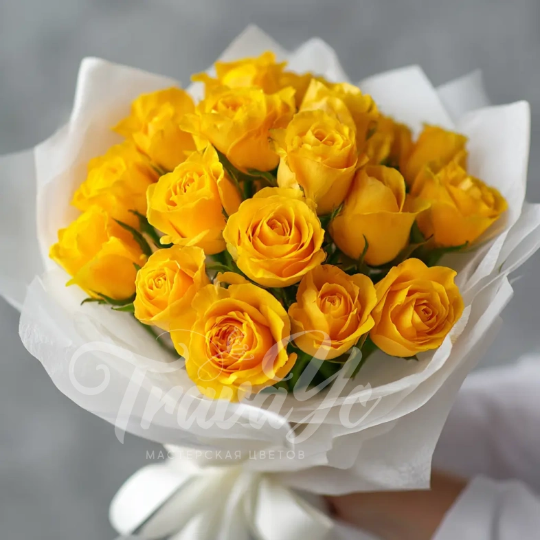 15 желтых кенийских роз 40 см