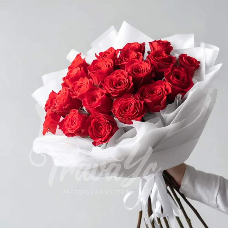 Красные розы &laquo;Пламя любви&raquo;